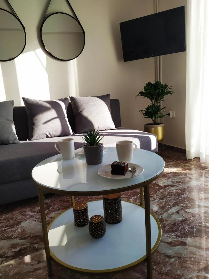 Apartment Up *